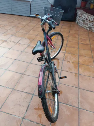 Bicicleta infantil BTWIN rosa