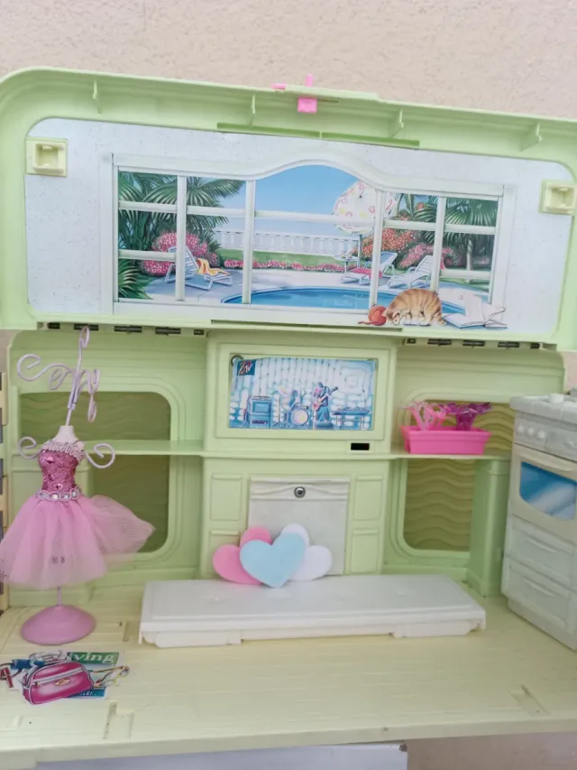 Casa Barbie Radio Cassetta Rosa e Verde ('90)