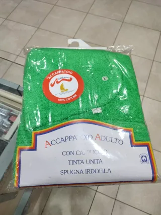 Accappatoio L verde in spugna