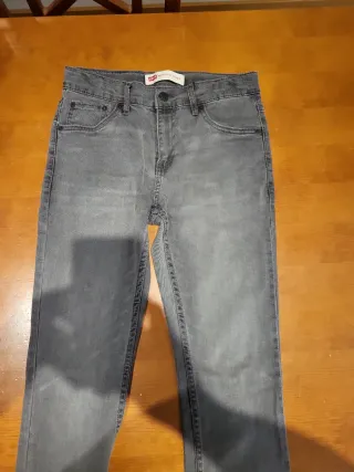 Pantalón Levi's Gris Slim Fit
