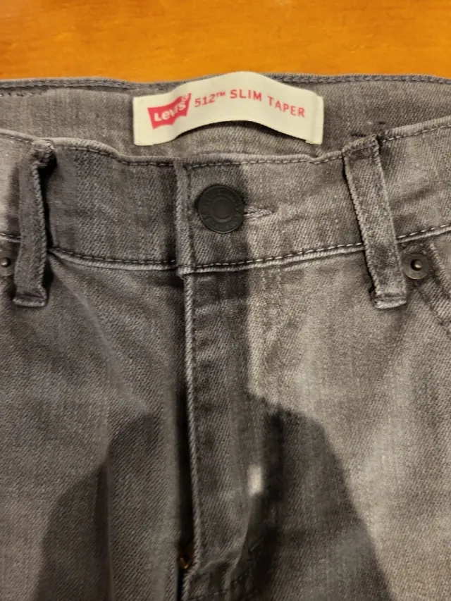 Pantalón Levi's Gris Slim Fit