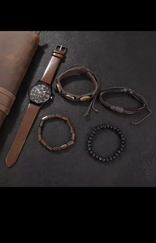 Reloj  + 4 Pulseras de hombre