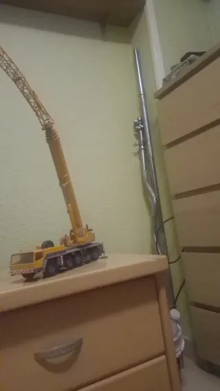 Maquetas grúas autopropulsadas Liebherr De hierro