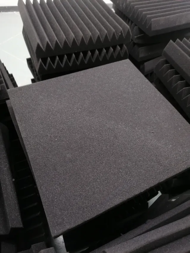 Paneles insonorizantes para aislamiento acústico