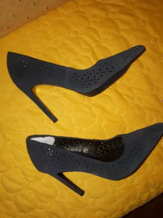 Zapatos de salón MANGO Talla 38.