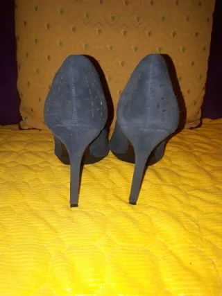 Zapatos de salón MANGO Talla 38.