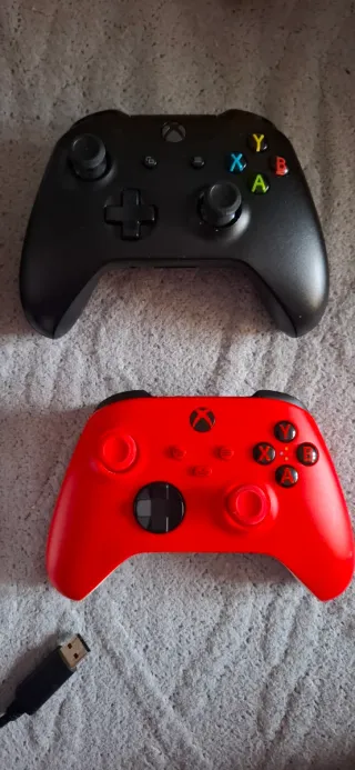 Controller Xbox One (Nero e Rosso)