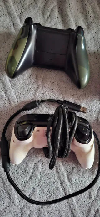 Mandos Xbox One (Negro y Rojo)