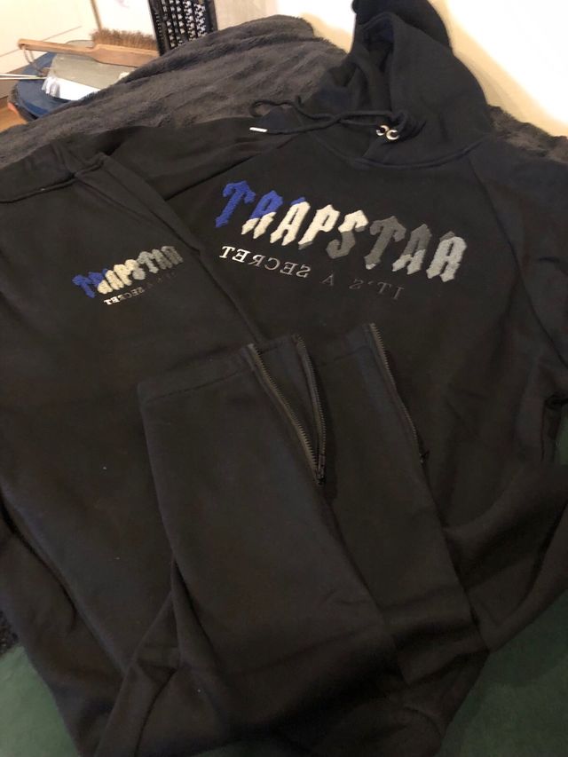 Conjunto Trapstar Negro Talla L