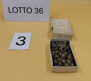 Lotto di bottoni in metallo vintage
