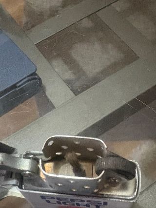 Encendedor Zippu Negro y Pepsi Light 7️⃣€