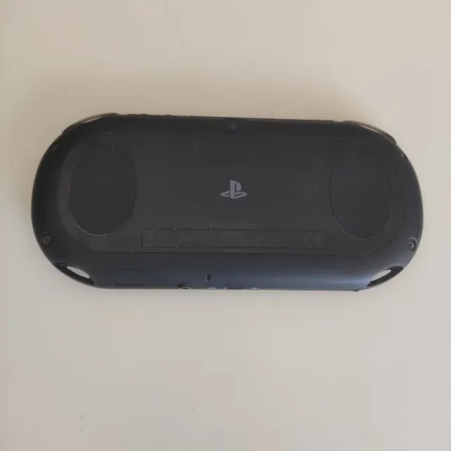 Sony PS Vita Slim 2004 + cargador