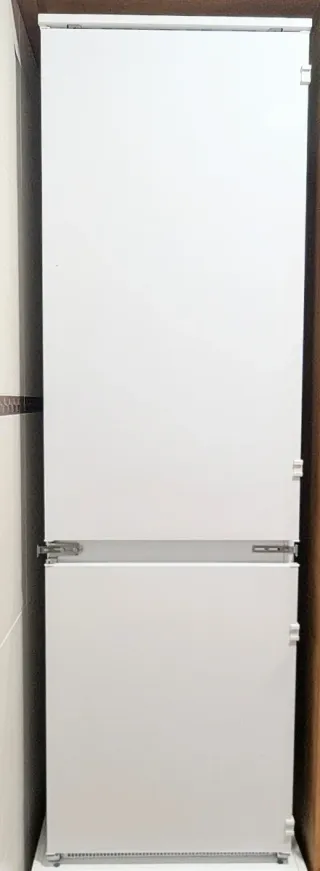 Frigorífico/Congelador/Nevera integrado IKEA 700 I