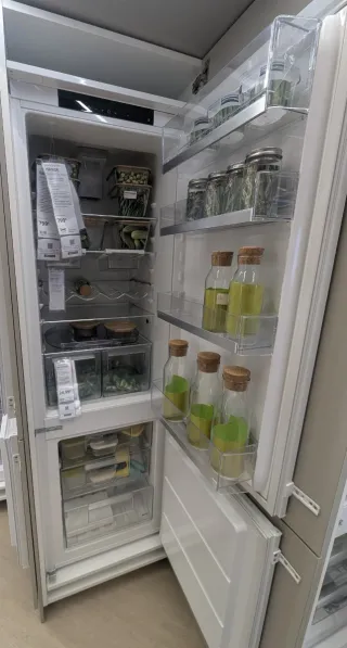 Frigorífico/Nevera integrable Isande Electrolux