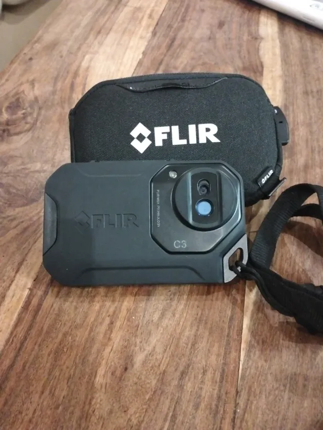 Cámara Térmica FLIR C3