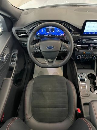Ford Kuga Hybrid ST-Line X