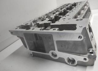 F1ce culata iveco daily caja cerrada (2006 344992