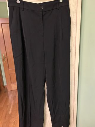 Pantalón negro de señora