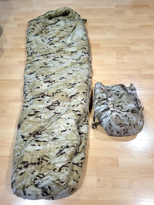 Saco de dormir camuflaje árido