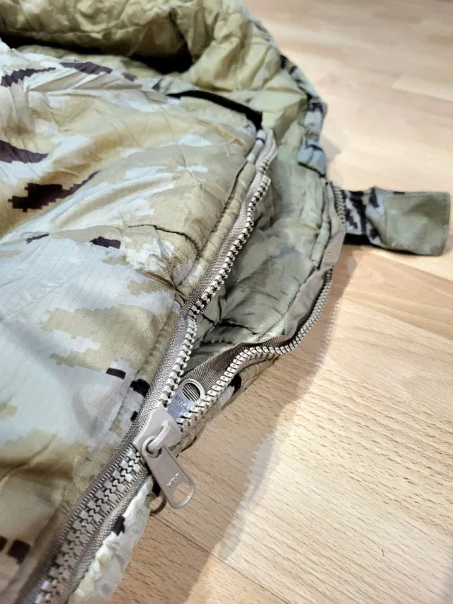 Saco de dormir camuflaje árido