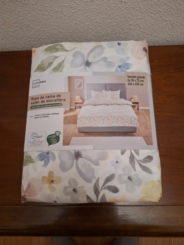 Funda nórdica y dos fundas almohada saten