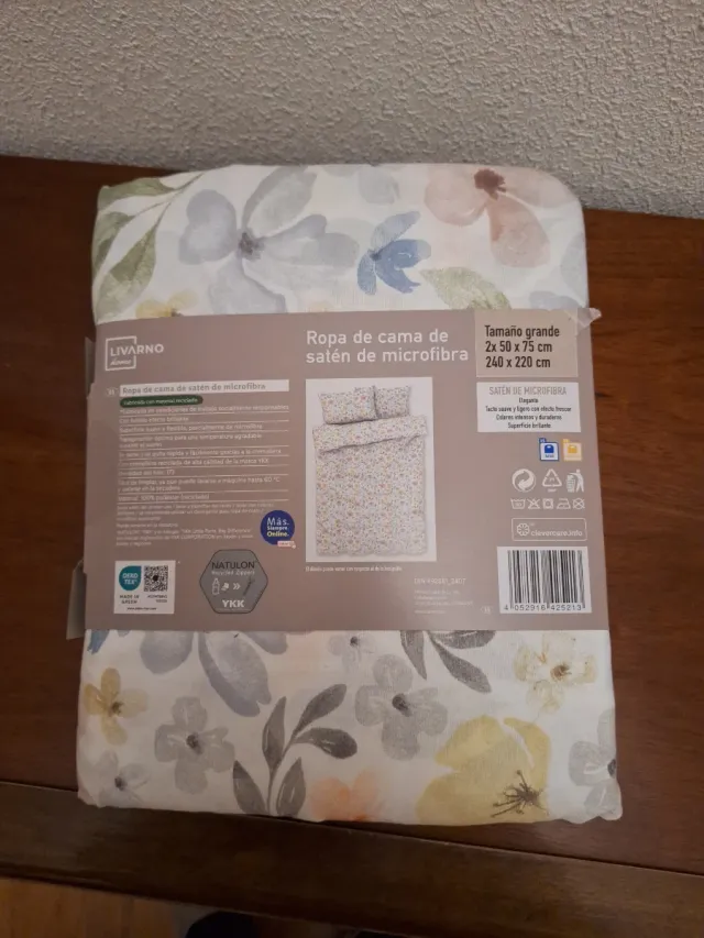 Funda nórdica y dos fundas almohada saten