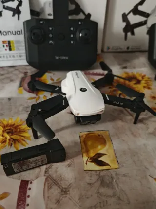 2 Droni le-idea con accessori