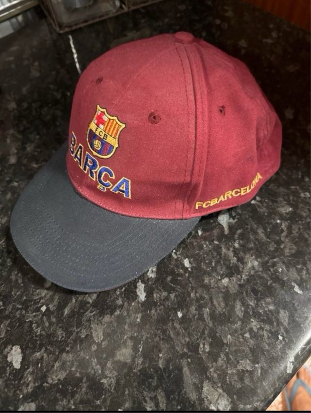 Gorra FC Barcelona Roja y Negra