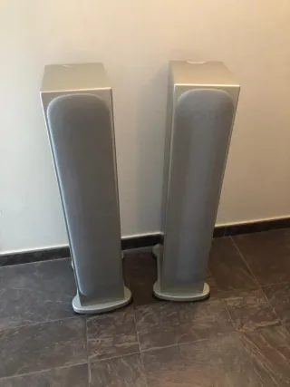 Altavoces Monitor Audio Radius 270HD Plata