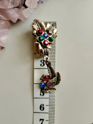 Pendientes vintage dorados con piedras multicolore