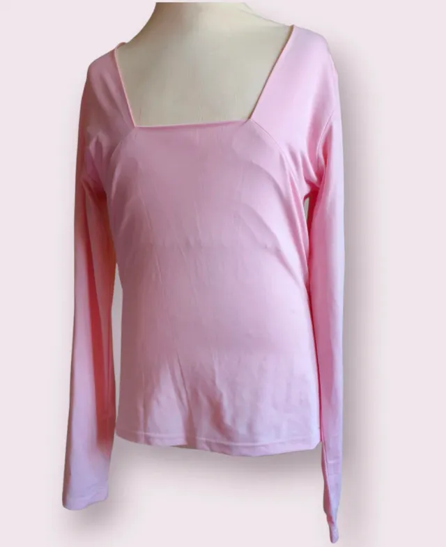 Maglione rosa a maniche lunghe con collo quadrato
