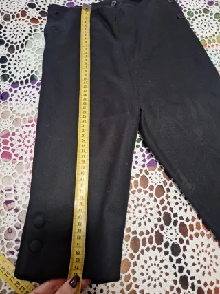 Pantalón Saraguell Negro 6-7 años