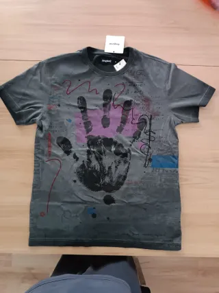 Camiseta Desigual M  gris/morado/negro