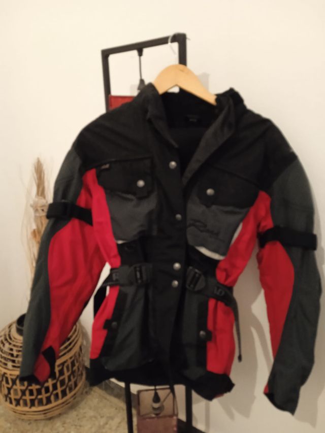 Chaqueta Moto Talla XS + Pantalón Cuero