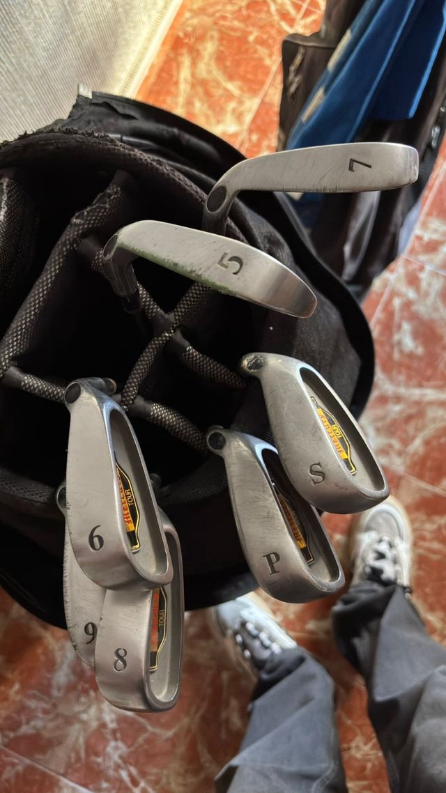 Juego de hierros de golf Mercury Tour