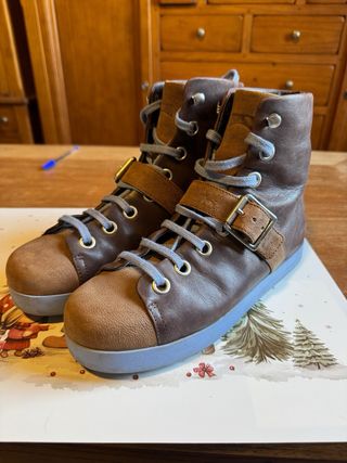 Botas Camper Beluga Marrón y Azul