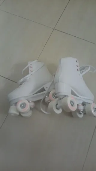 Oferta!! Patines artísticos NUEVOS Niña Oxelo T.36