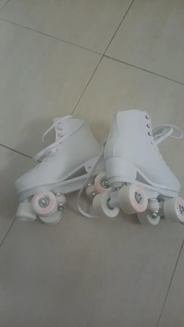 Oferta!! Patines artísticos NUEVOS Niña Oxelo T.36