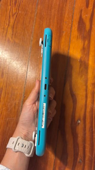 Switch Lite Blu + Accessori