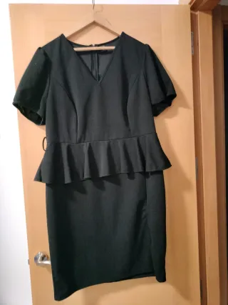 Vestido negro manga corta