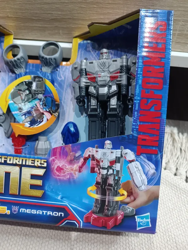 Transformers Optimus Prime y Megatron 2 en 1