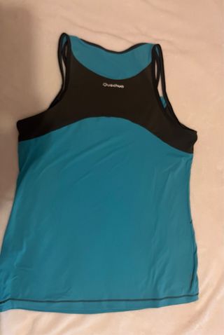 camiseta deportiva de tirantes