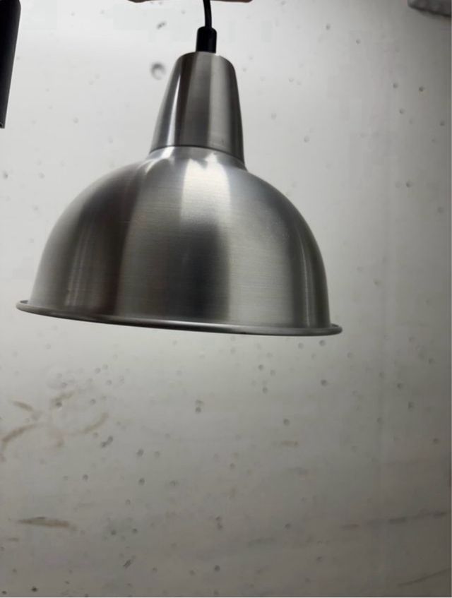 Lámpara colgante de metal plateado