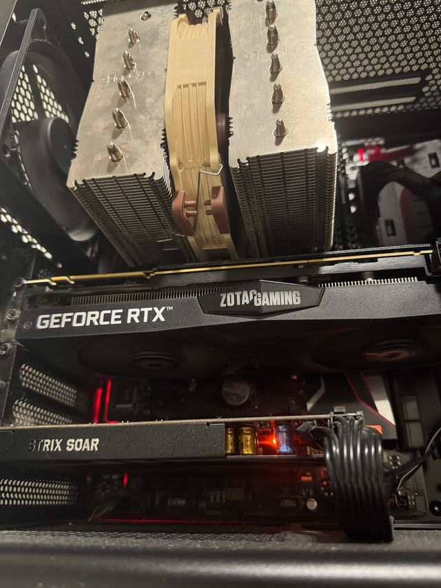 Ordenador Gaming PC Negro con Stickers