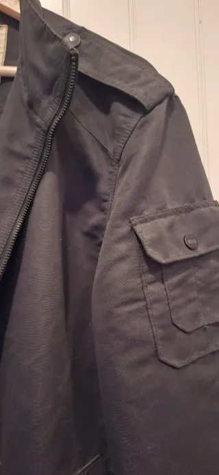 Cazadora Levi's Negra