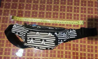 Riñonera Disney Mickey Rayas