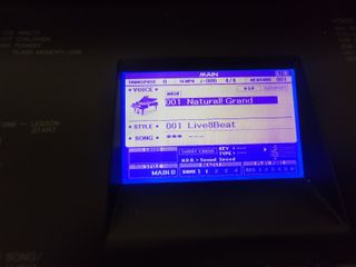 Piano Yamaha DGX-650