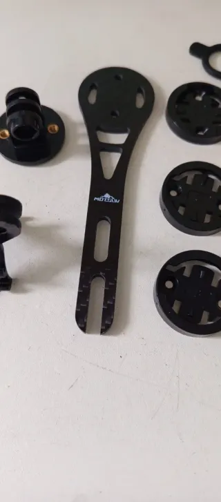 Soporte Garmin Carbono + Accesorios