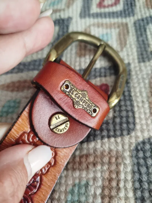 Cinturón de cuero El Campero con flores