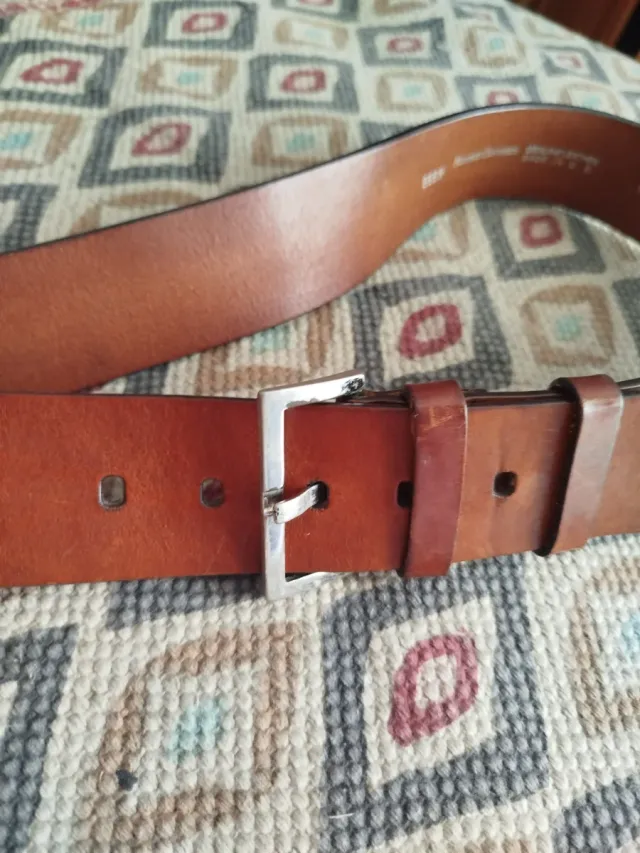 Cinturón de cuero El Campero con flores